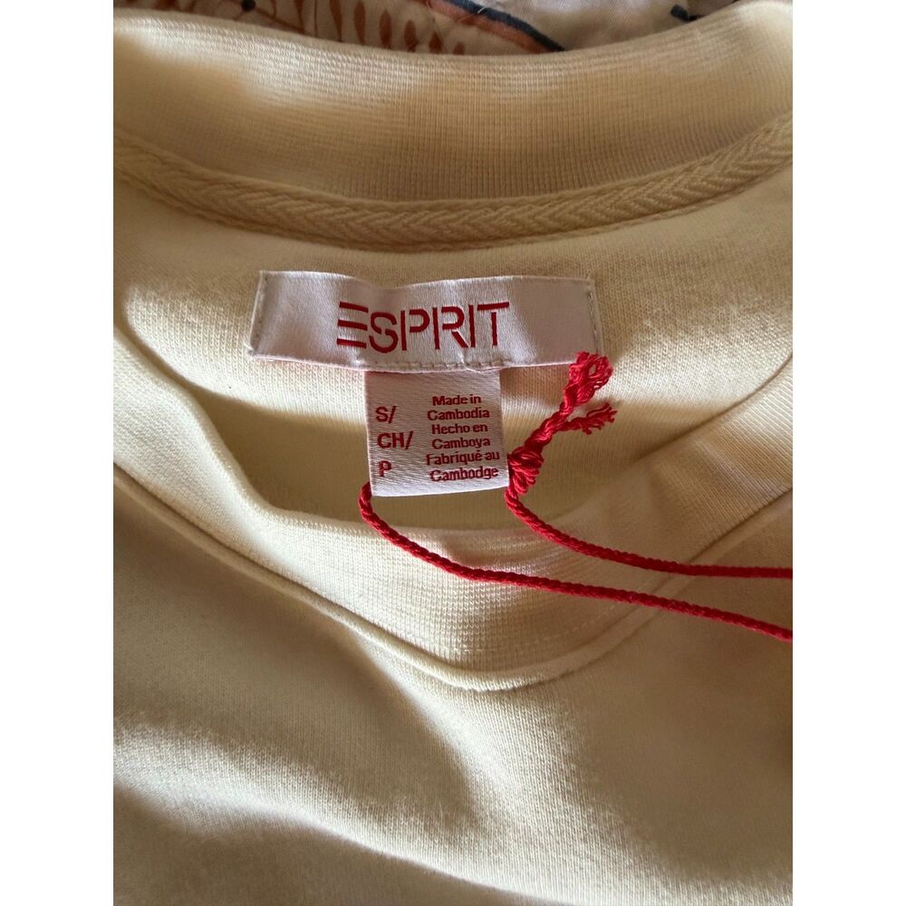 NWT Cream Color Esprit Viral Sweatshirt Size Small - Picture 2 of 4